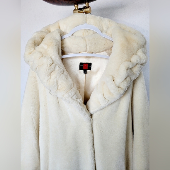 Gallery Women's Super Soft Faux Fur Coat Hooded Hook/Button Ivory Small - Picture 3 of 16